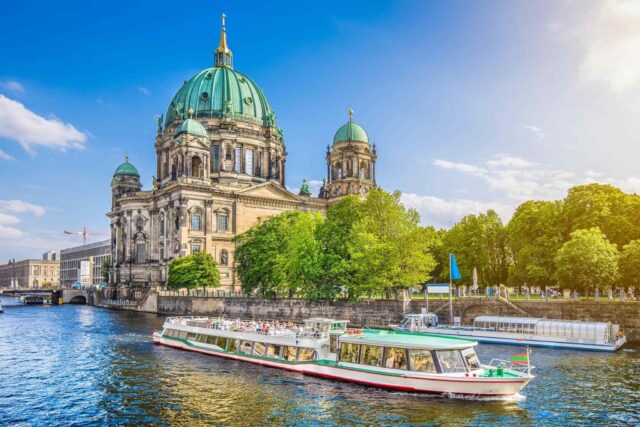 https://www.iberoamericaviaggi.com/wp-content/uploads/2018/09/destination-berlin-02-640x427.jpg