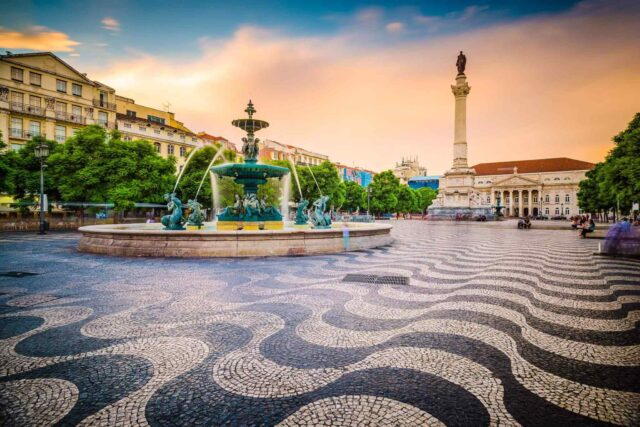 https://www.iberoamericaviaggi.com/wp-content/uploads/2018/09/tour-portugal-01-640x427.jpg